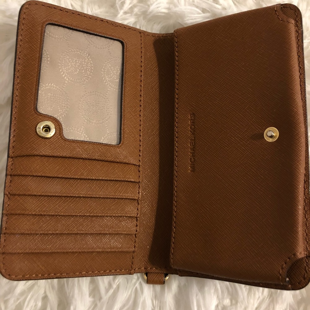 Michael Kors Wallet in Brown Saffiano Leather